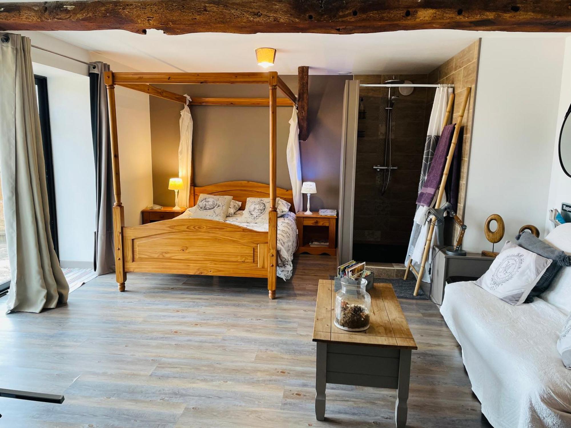 Au Petit Bonheur Chez Bambina Hotel Leynes Luaran gambar