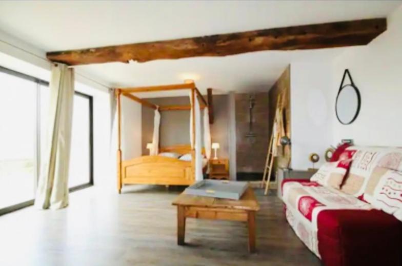 Au Petit Bonheur Chez Bambina Hotel Leynes Luaran gambar
